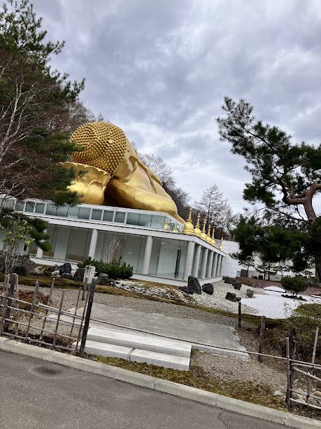 札幌市南区金の大仏
